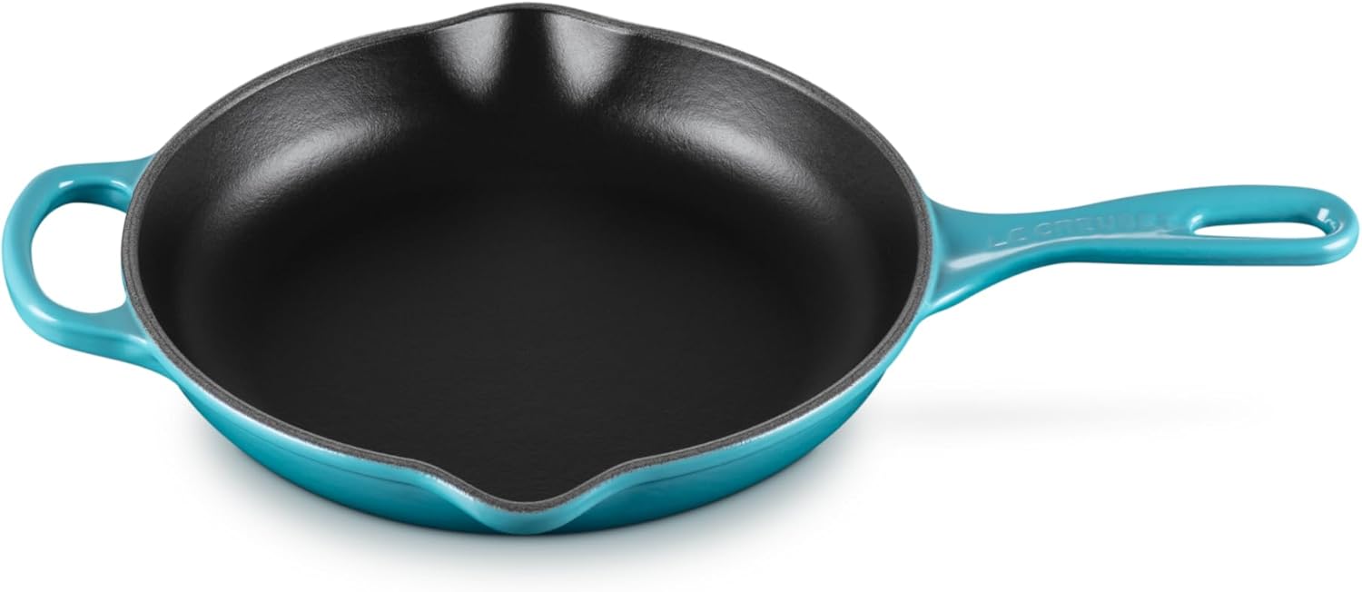 Le Creuset Signature Iron Handle Skillet, 9 Inch