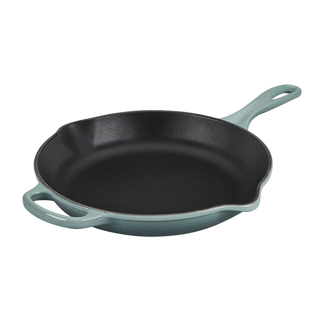 Le Creuset Signature Iron Handle Skillet, 9 Inch