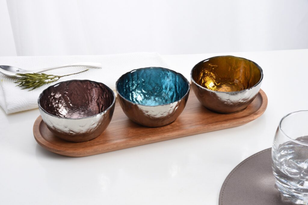 Pampa Bay Set of 3 Porcelain Bowls on Acacia Wood Tray