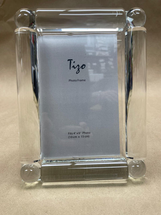 Tizo Design Crystal Glass 4 Corner Ball Frame