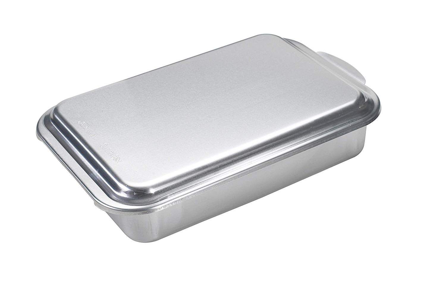 Nordic Ware Covered 9x13 Cake Pan