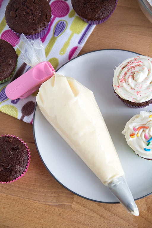 Bakelicious — Tagged icing bag clip — Kitchen Clique