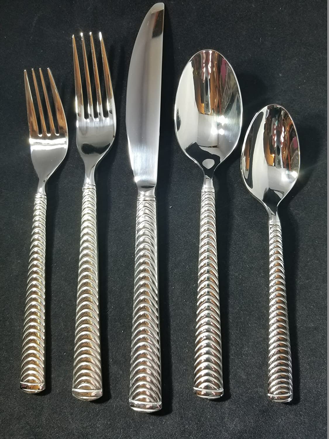 Metropolitan Halo 18/0 Stainless Steel Flatware Set by Holister