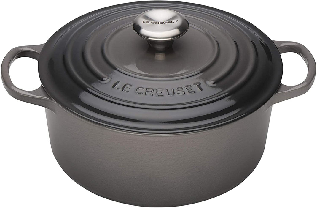 Le Creuset Signature Quart Round Dutch Oven — Kitchen Clique